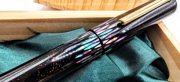 Nahvalur Ikkaku Ye-Yu  Urushi Fountain Pen  NEW!