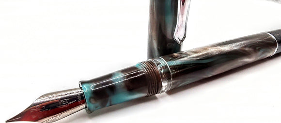 Nahvalur (Narwhal) Chromis Teal Schuylkill Fountain Pen